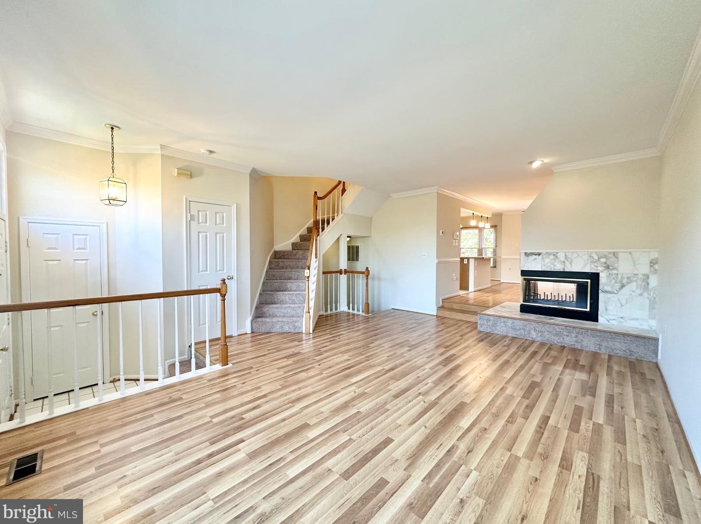 8072 Hilliard Dr, Manassas, VA 20109