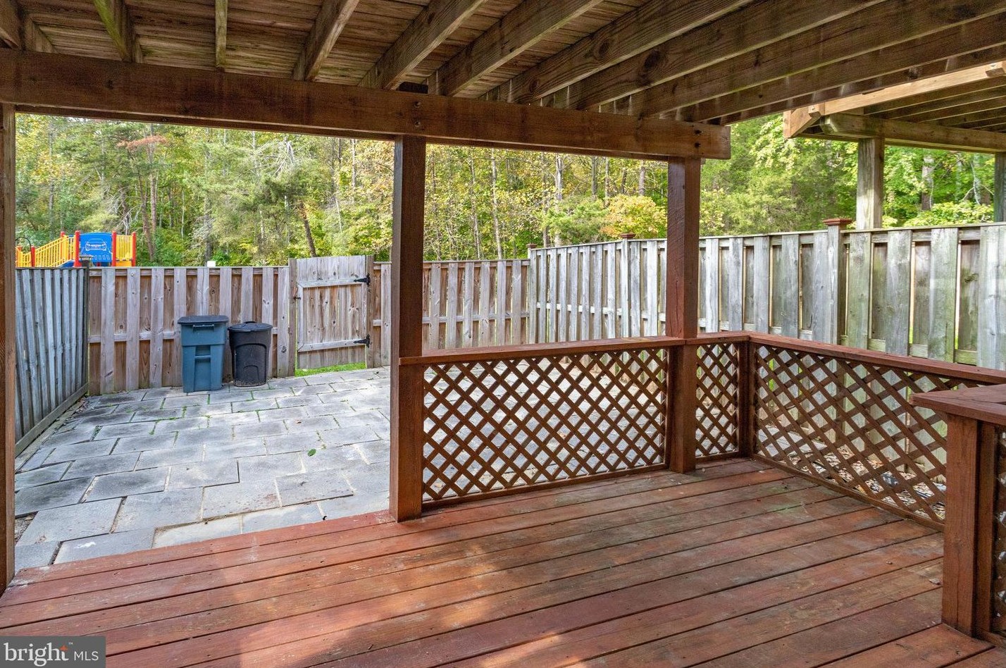 5122 Spring Branch Blvd, Dumfries VA  22025-3044 exterior