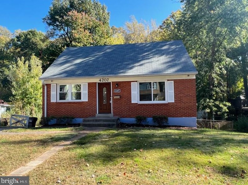 4207 Glendale Rd, Woodbridge, VA 22193-2409