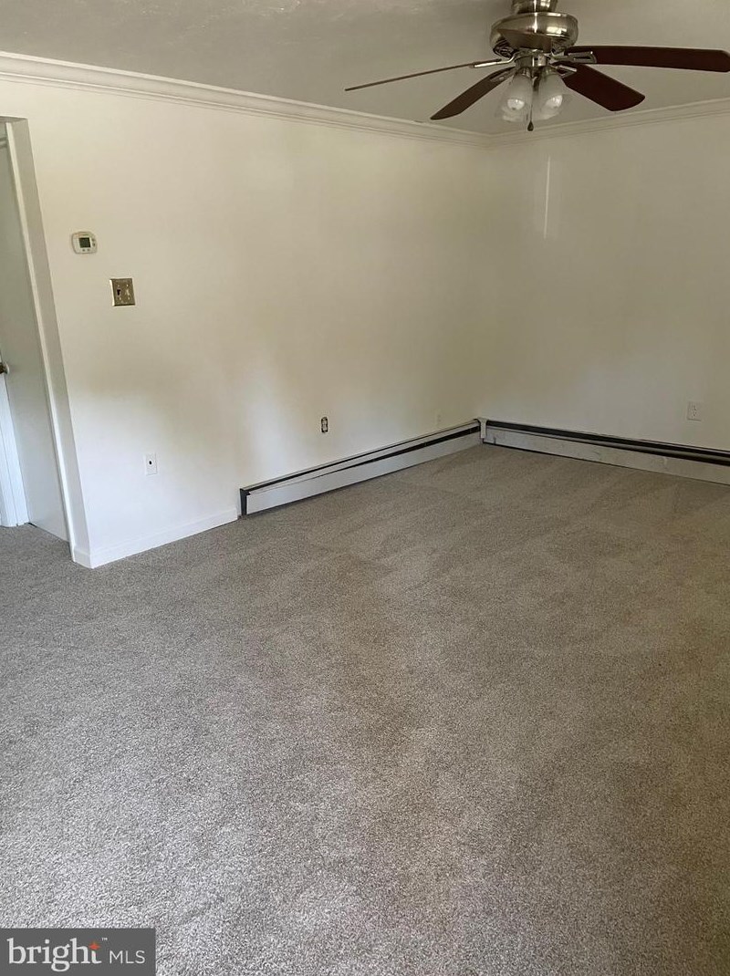 4610 Eastlawn Ave, Woodbridge, VA 22193