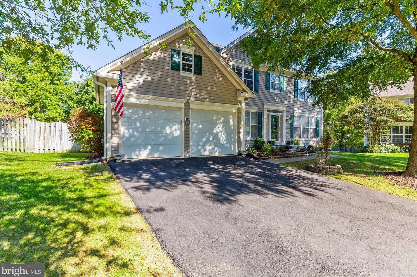 7768 James Hard Ct, Manassas, VA 20111-8252