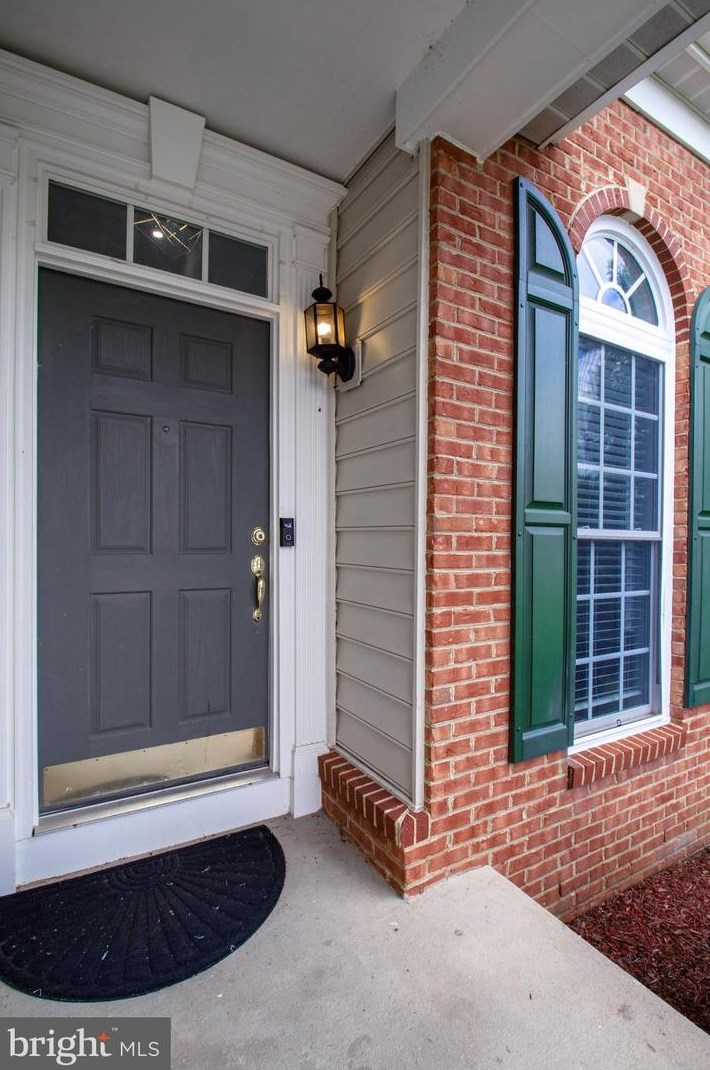 15023 Gaffney Cir, Gainesville, VA 20155