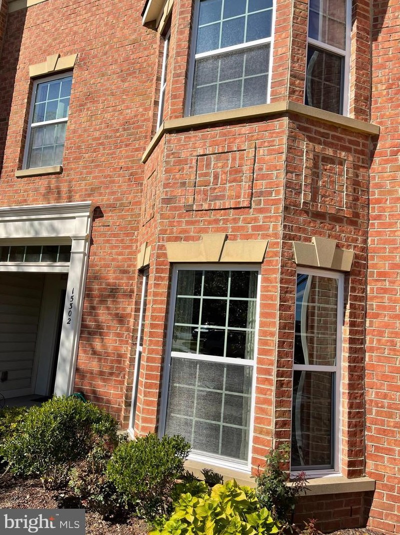 15302 Regents Park Dr, Woodbridge, VA 22191-6404