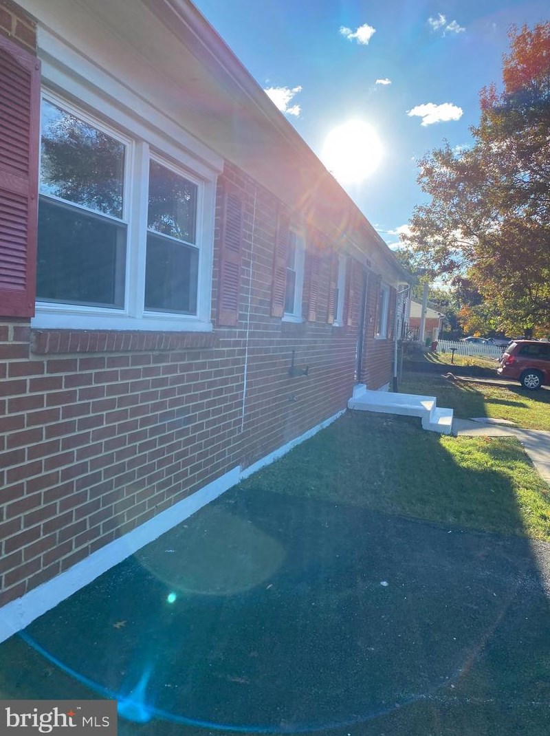 9533 Damascus Dr, Manassas VA  20109-3350 exterior