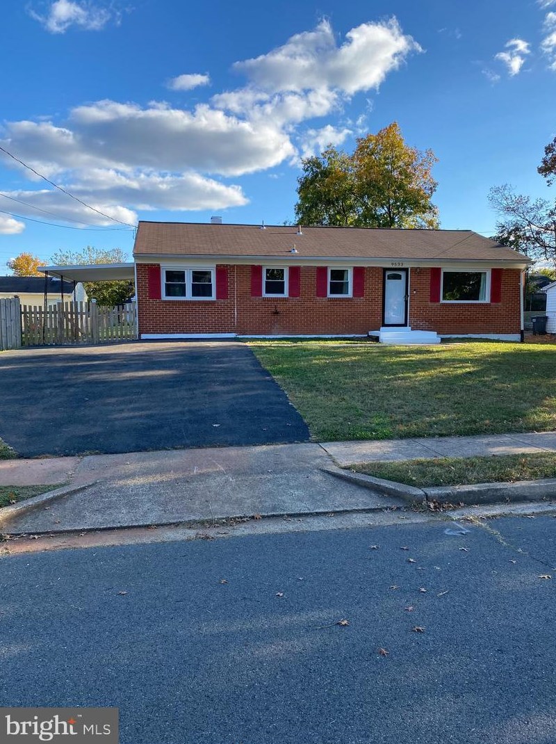 9533 Damascus Dr, Manassas VA  20109-3350 exterior
