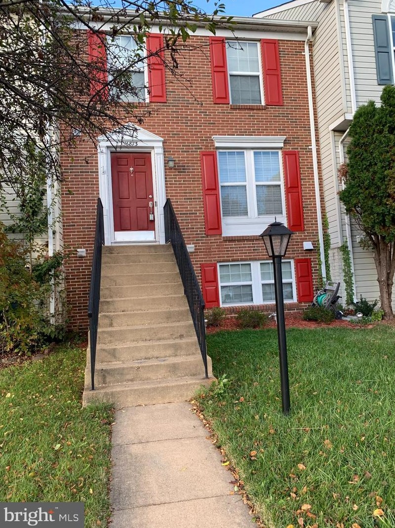 16873 Toms River Loop, Dumfries VA  22026-2182 exterior