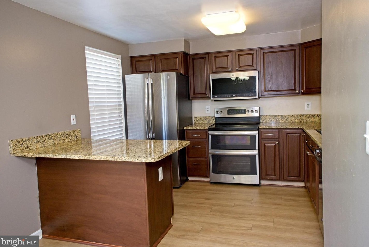16873 Toms River Loop, Dumfries VA  22026-2182 exterior
