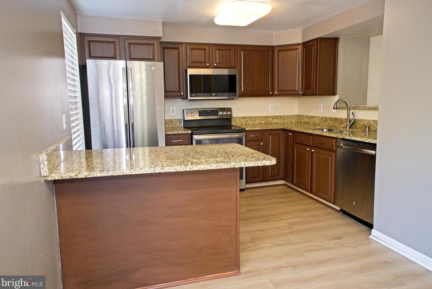 16873 Toms River Loop, Dumfries VA  22026-2182 exterior