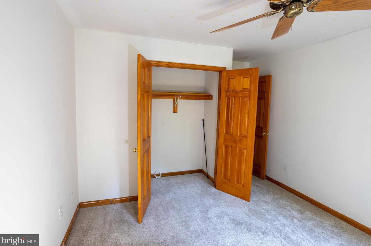 15796 Butler Pl, Dumfries VA  22025-1426 exterior