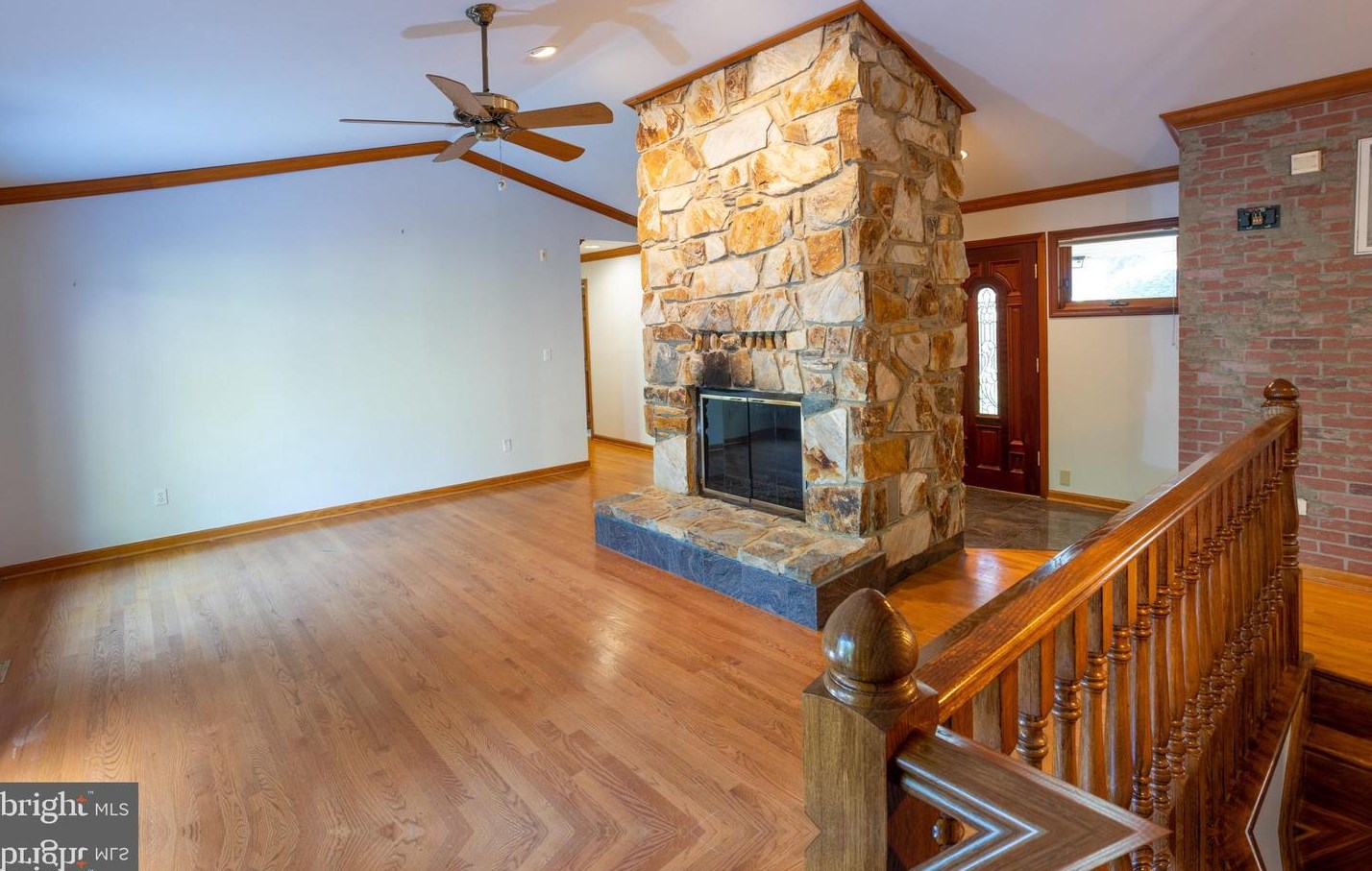 15796 Butler Pl, Dumfries VA  22025-1426 exterior