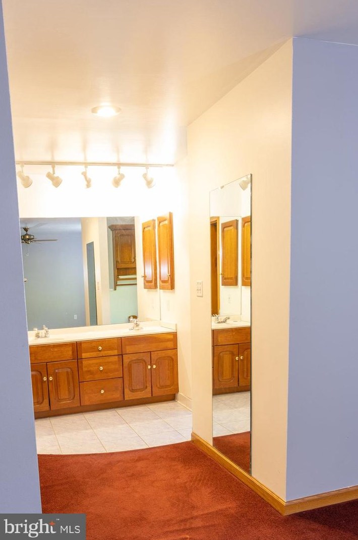 15796 Butler Pl, Dumfries VA  22025-1426 exterior