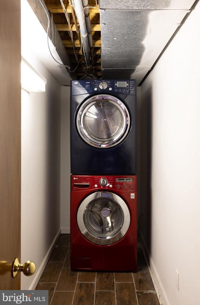 15796 Butler Pl, Dumfries VA  22025-1426 exterior