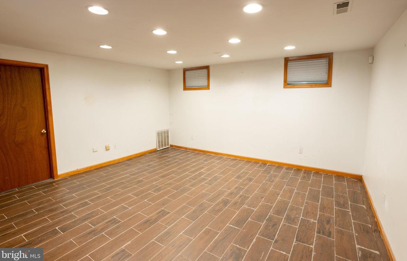 15796 Butler Pl, Dumfries VA  22025-1426 exterior