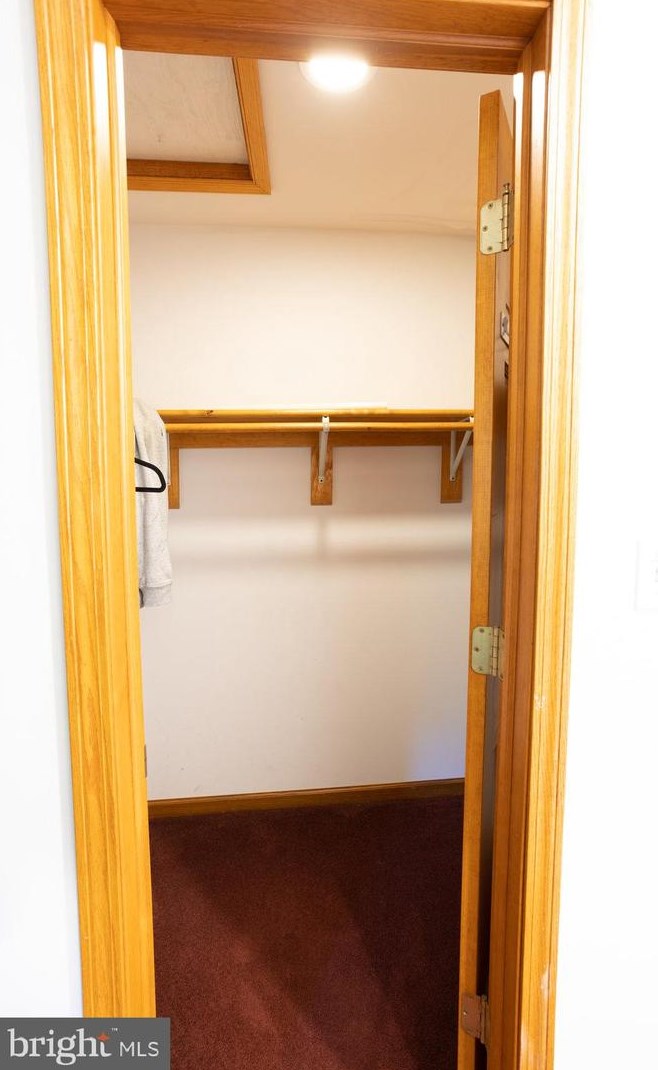 15796 Butler Pl, Dumfries VA  22025-1426 exterior