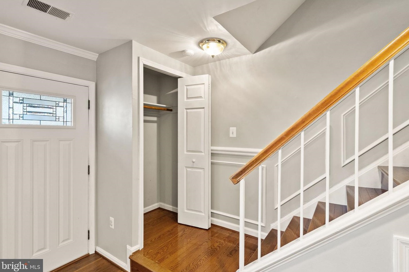 4869 Saltwater Dr, Dumfries VA  22025-1206 exterior