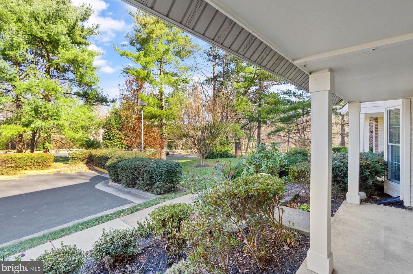 4869 Saltwater Dr, Dumfries VA  22025-1206 exterior