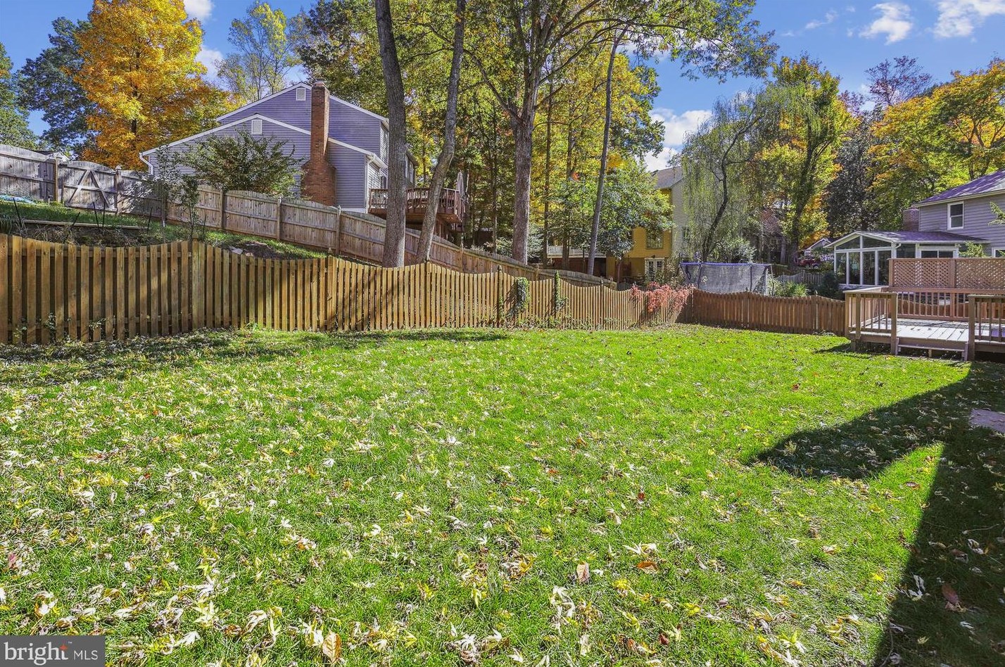 15421 Autumn Ln, Dumfries, VA 22025