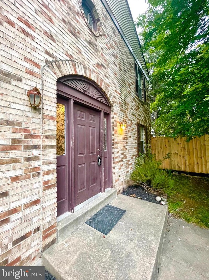 3494 Legere Ct, Woodbridge, VA 22193