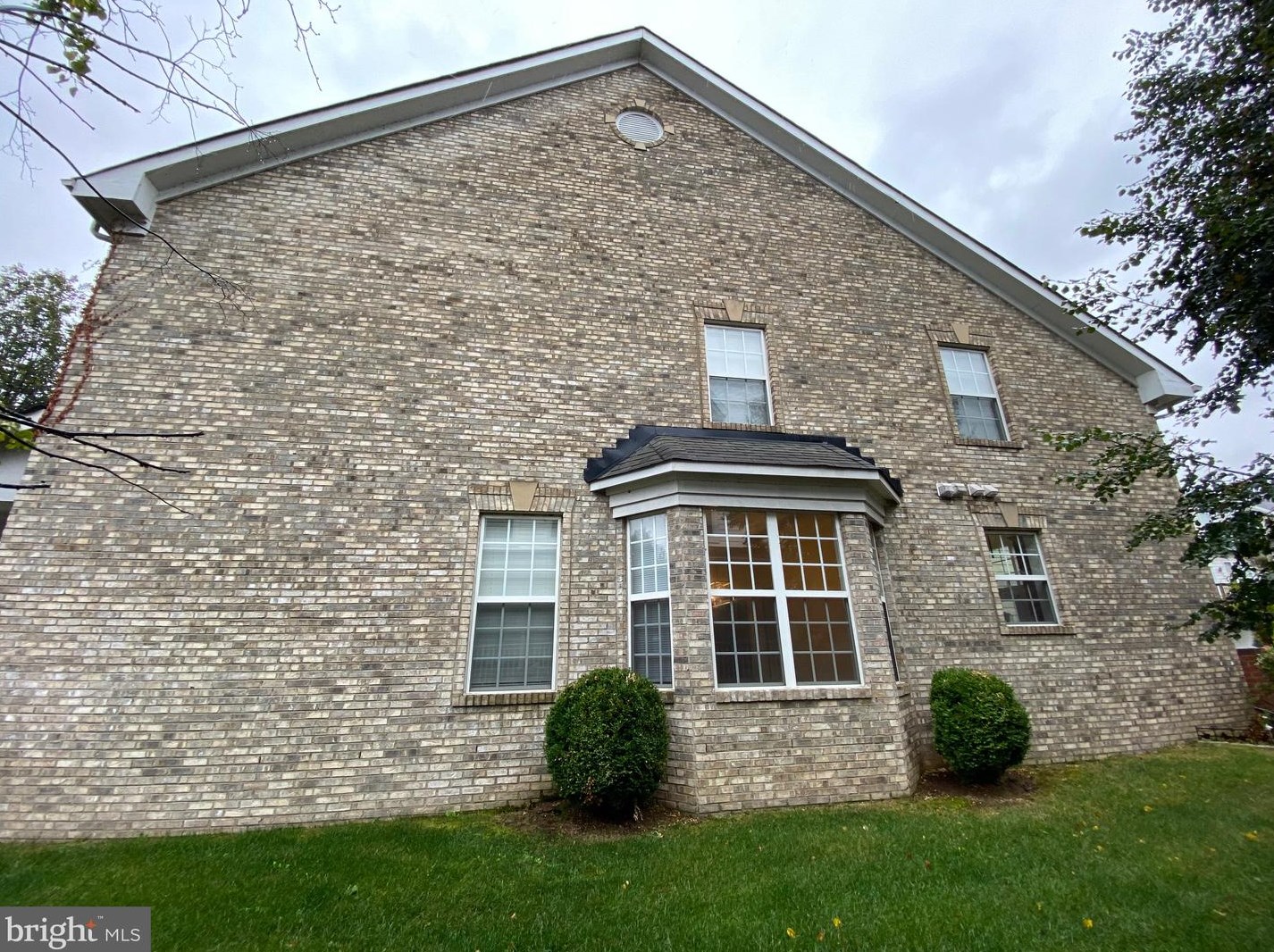 13822 Custis Sq, Woodbridge, VA 22191