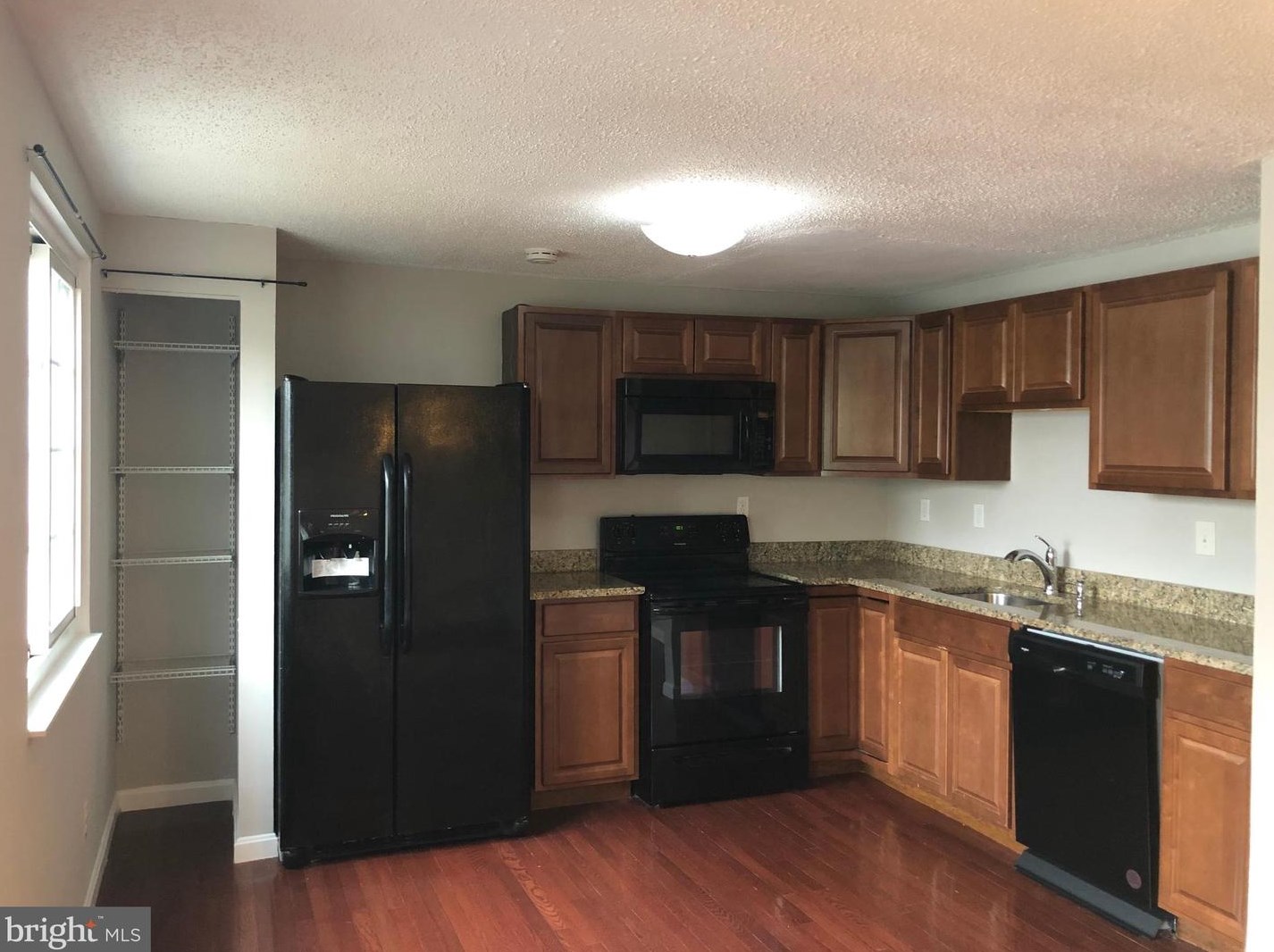 3472 Belfry Ln, Woodbridge, VA 22192