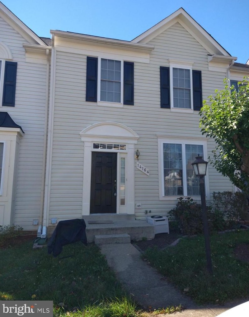 14164 Madrigal Dr, Woodbridge, VA 22193