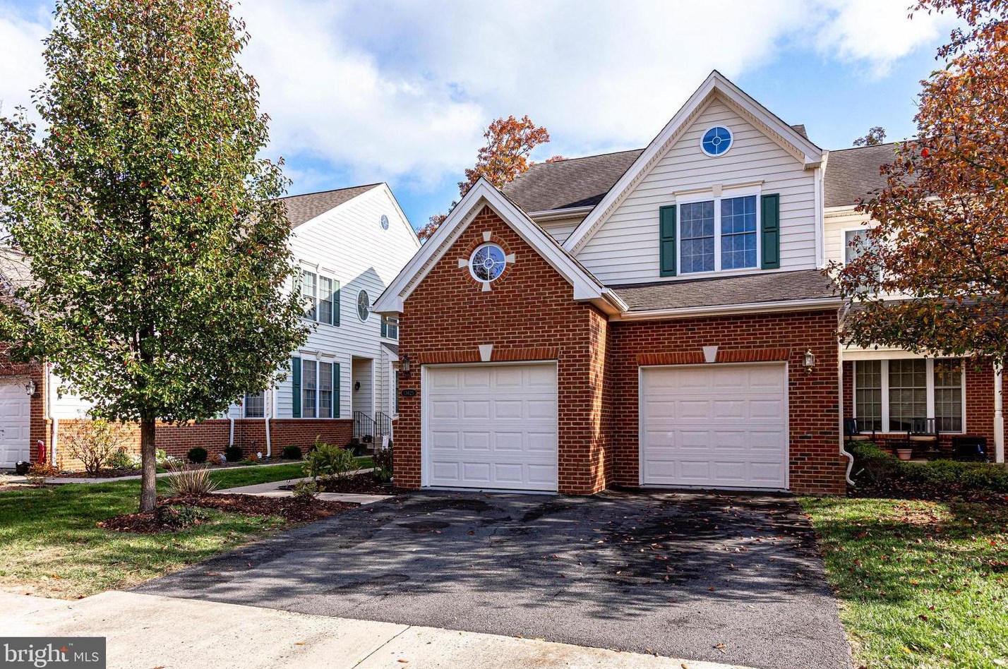 15625 Picketts Store Pl, Haymarket, VA 20169