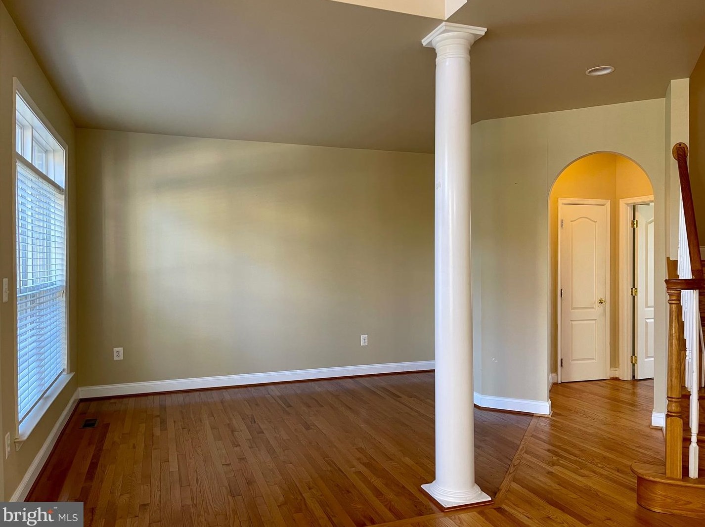 16710 Periscope Pl, Dumfries VA  22026-6803 exterior