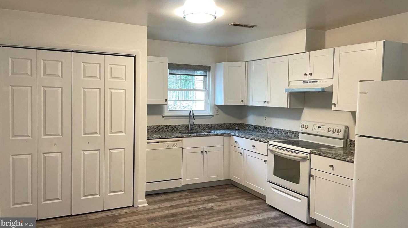 5287 Sudberry Ln, Woodbridge, VA 22193