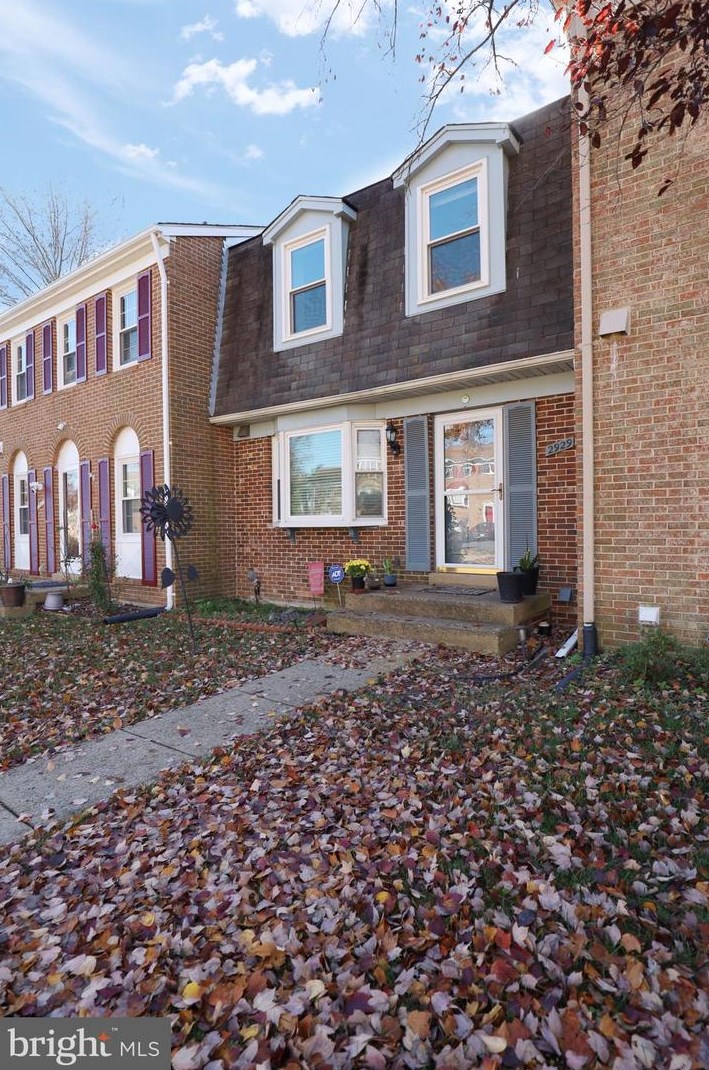 2929 Seminole Rd, Woodbridge, VA 22192