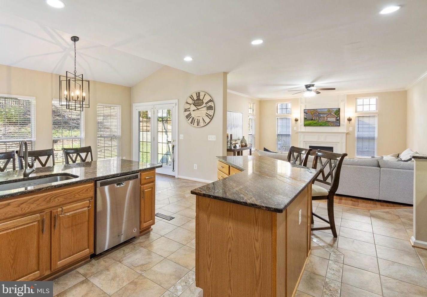 5959 Fincastle Dr, Manassas VA  20112-5413 exterior