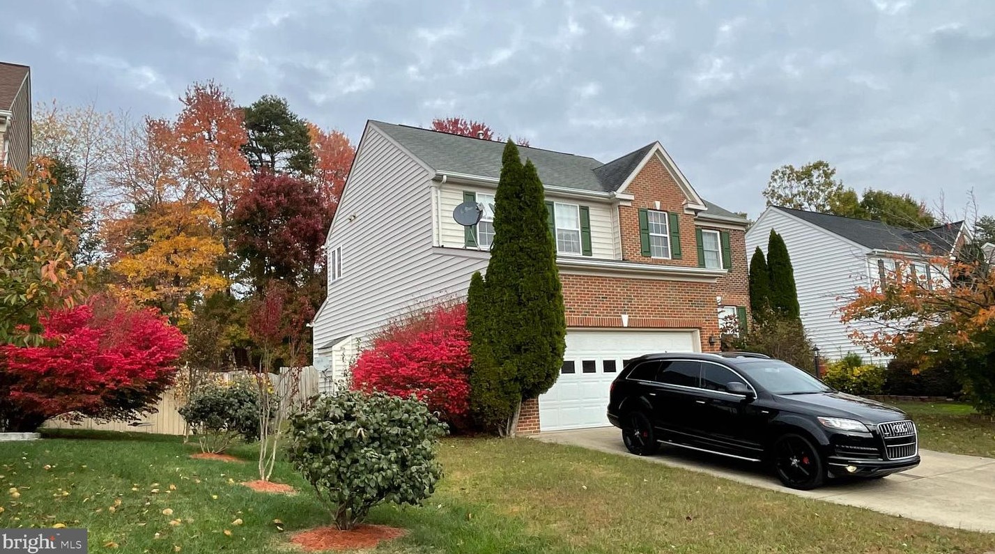 5682 Northton Ct, Woodbridge, VA 22193