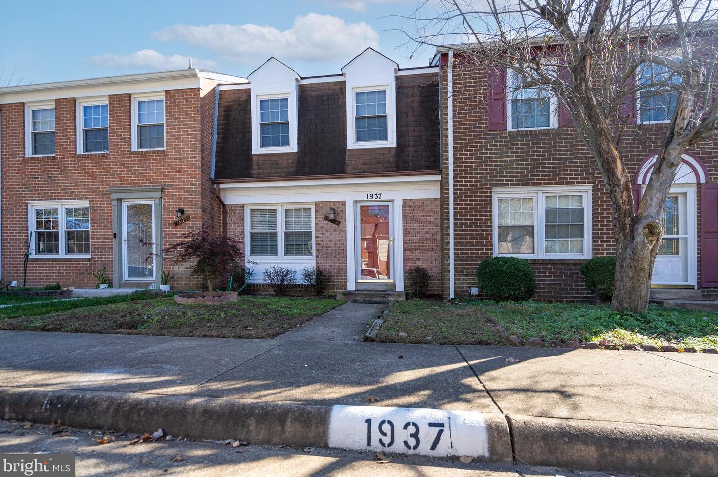 1937 Mariner Ln, Woodbridge, VA 22192