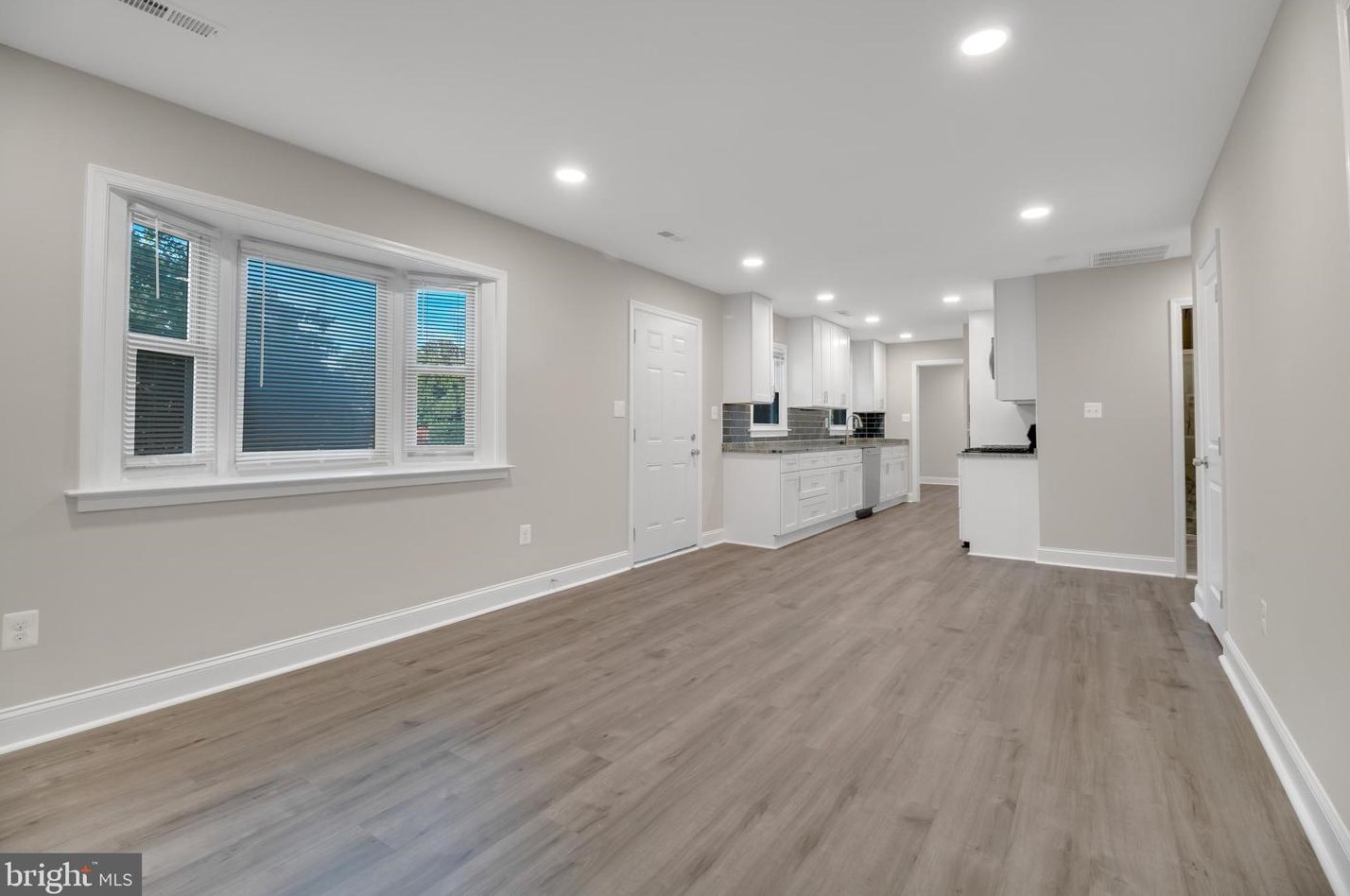 3303 Bradford St, Woodbridge VA  22193-1513 exterior
