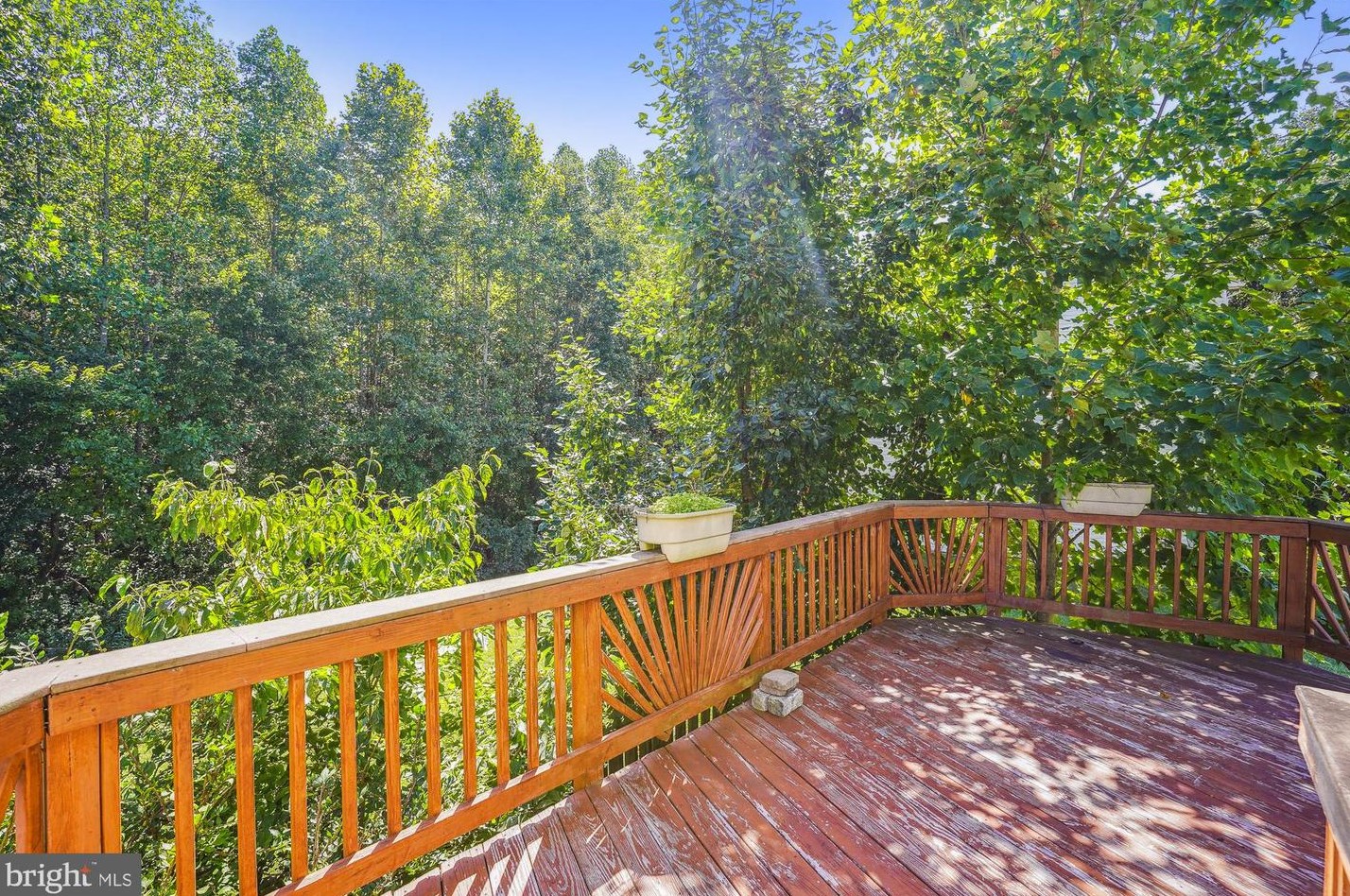 15563 Three Otters Pl, Manassas VA  20112-5424 exterior