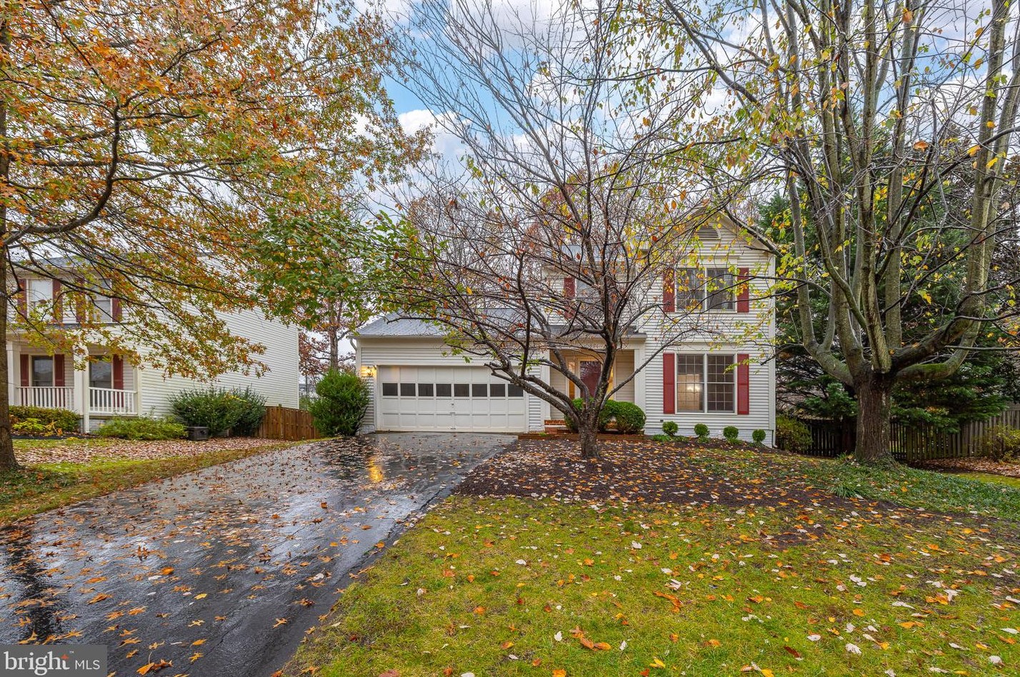 13996 Hollow Trunk Ct, Gainesville, VA 20155