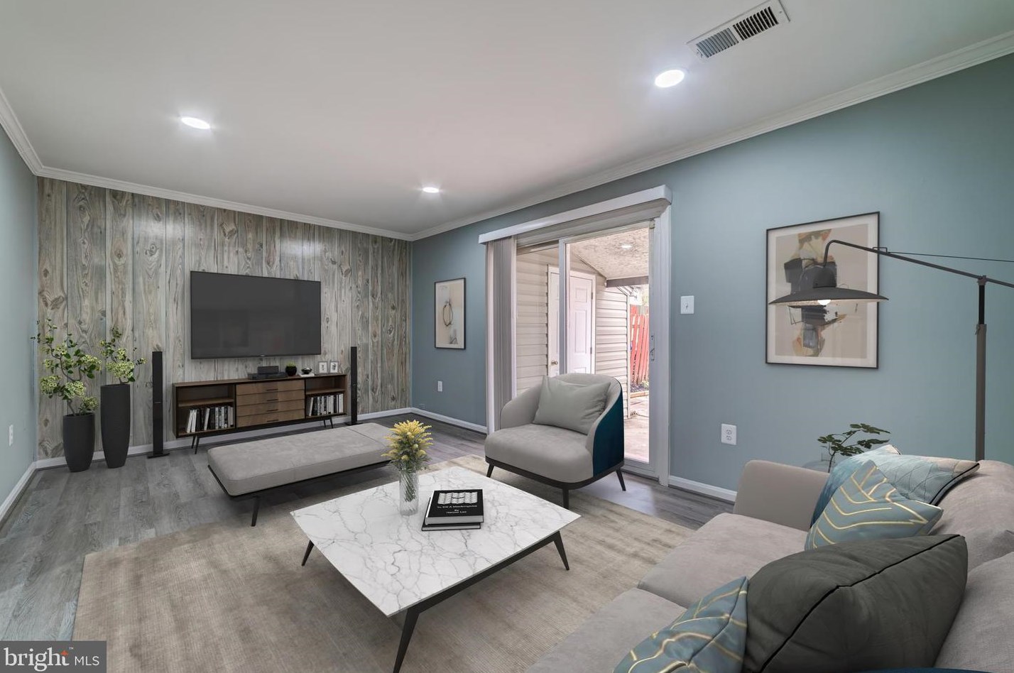7624 Somerset Ln, Manassas, VA 20111-1615