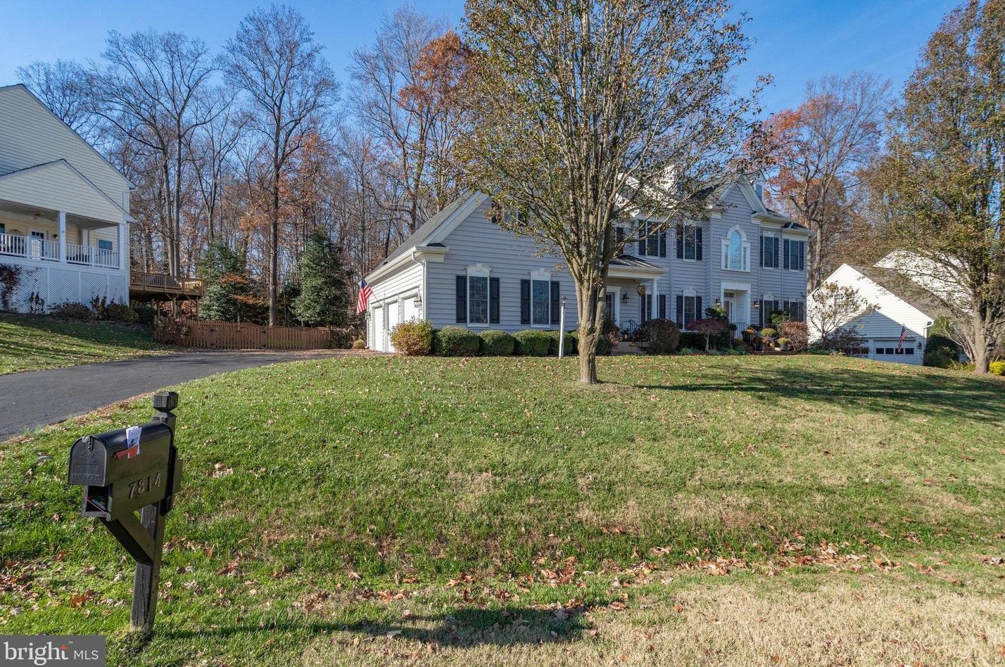 7814 Abbey Oaks Ct, Manassas VA  20112-4682 exterior