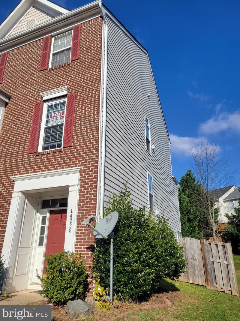 14228 Legend Glen Ct, Gainesville, VA 20155