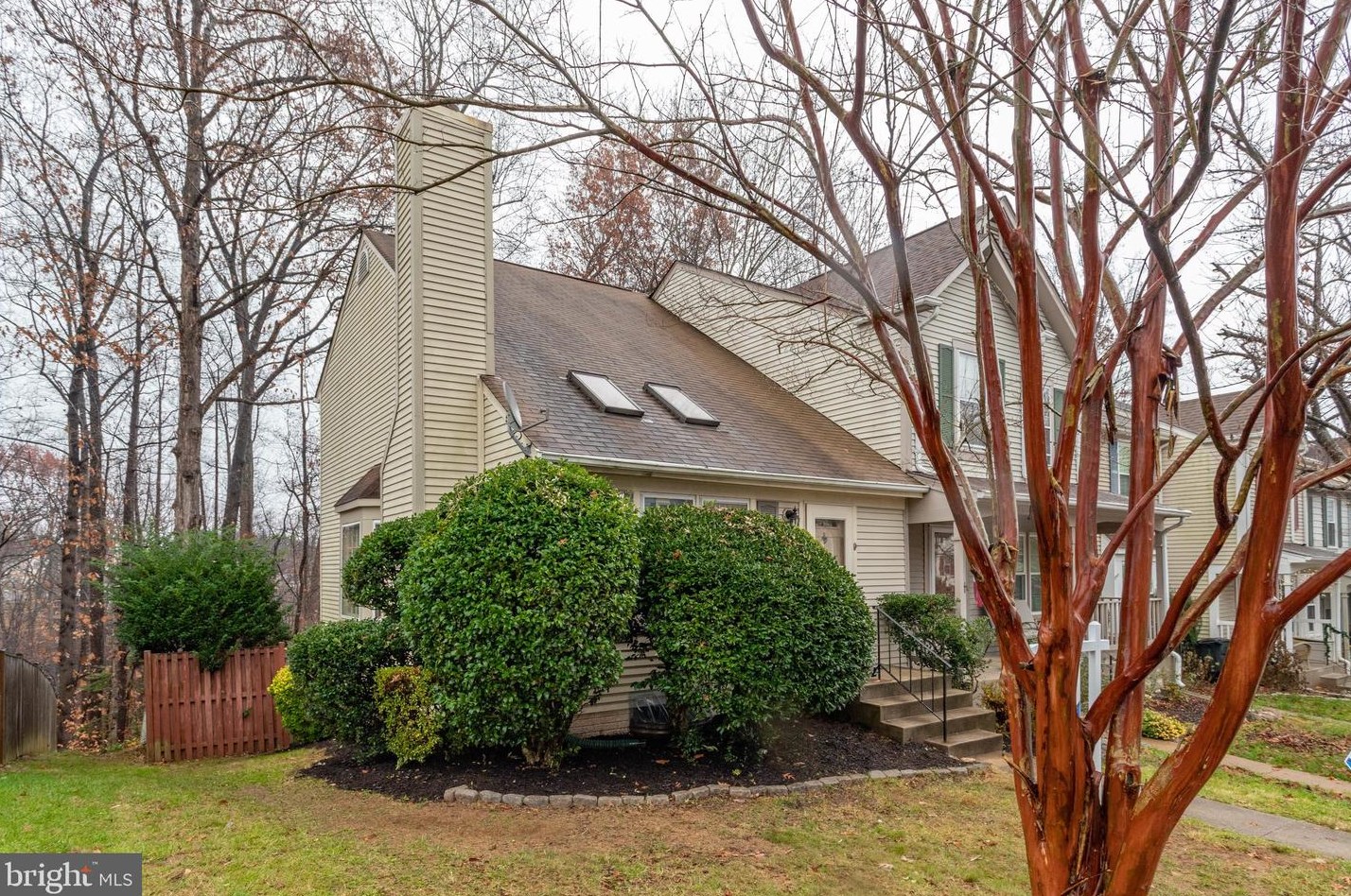 4248 Jonathan Ct, Dumfries, VA 22025-1130