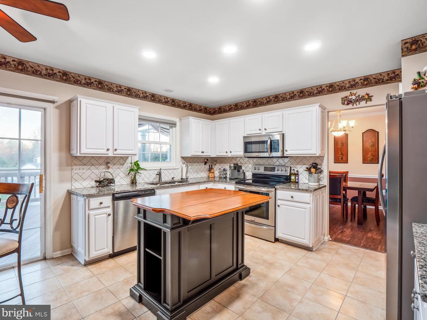 7757 Beckham Ct, Manassas, VA 20111-8221