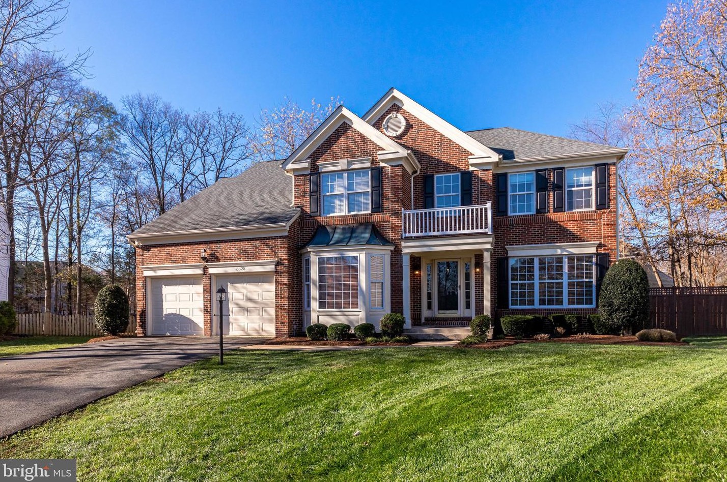 8328 Suffolk Way, Gainesville, VA 20155