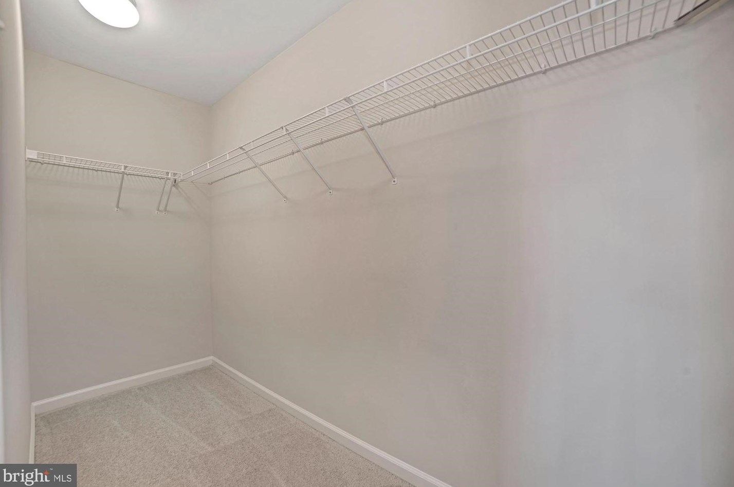 4941 Breeze Way, Dumfries VA  22025-1254 exterior