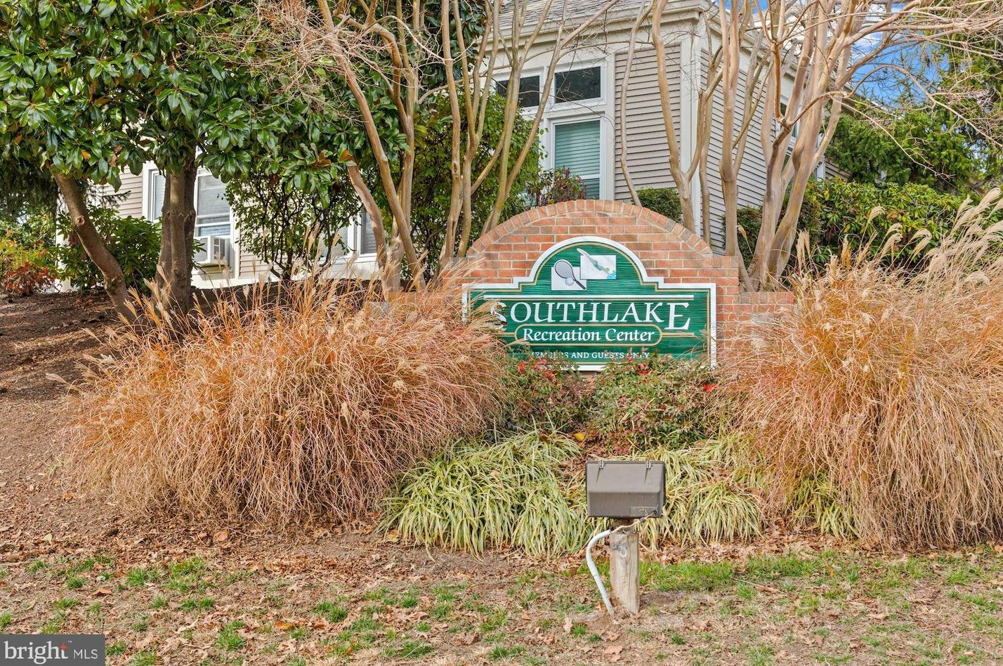 4941 Breeze Way, Dumfries VA  22025-1254 exterior