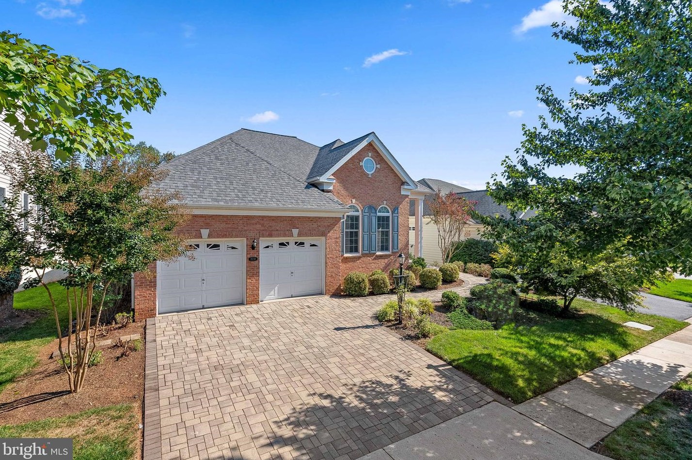 15230 Brier Creek Dr, Haymarket, VA 20169