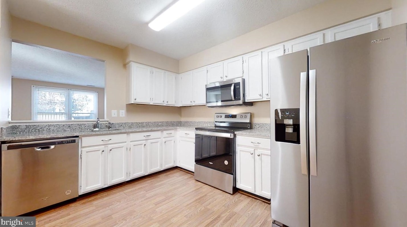 7624 Jordon Hollow Ct, Manassas, VA 20109-6412