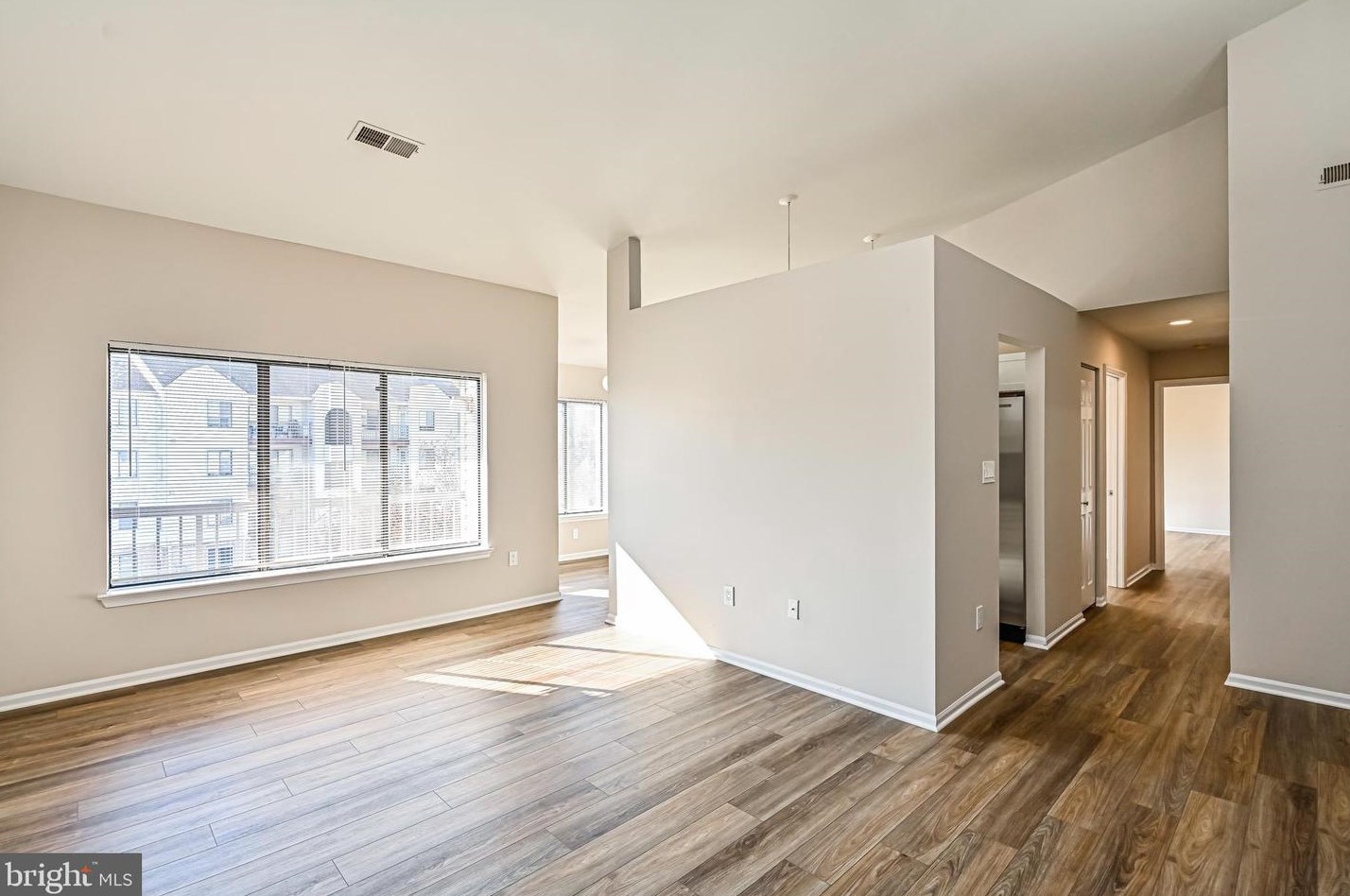 8463 Crozier #301, Manassas, VA 20110