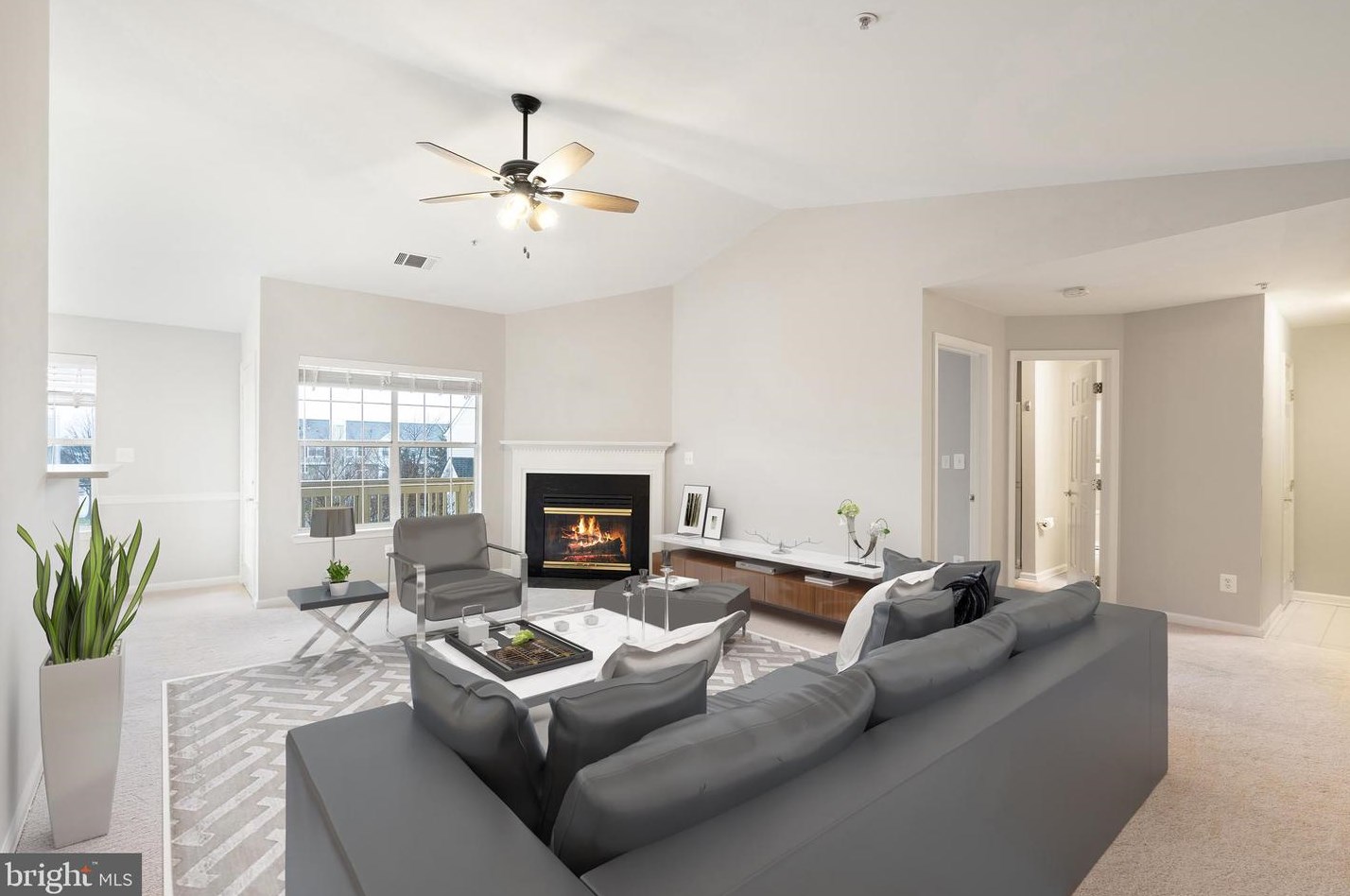 11006 Koman Cir #302, Manassas, VA 20109