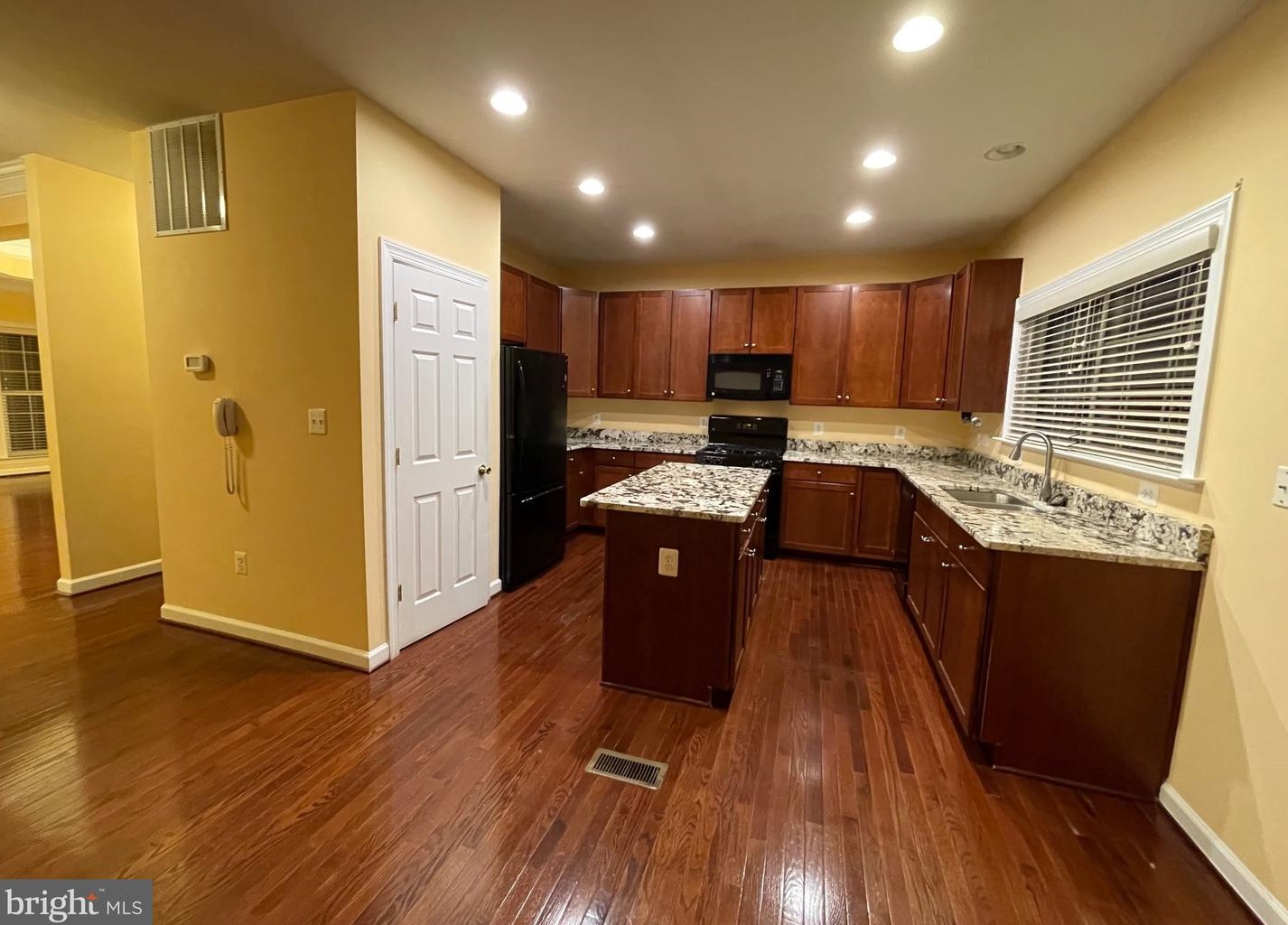 6052 Popes Creek Pl, Haymarket, VA 20169