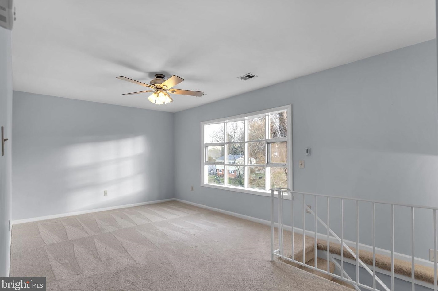 3216 Berkley Ln, Woodbridge, VA 22193