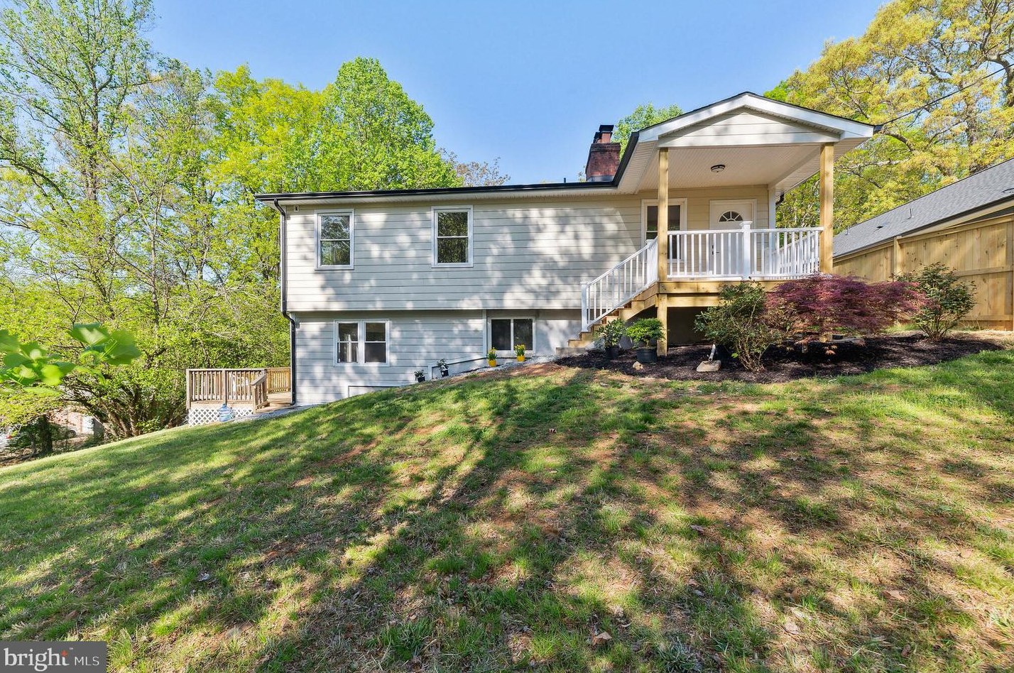 7022 Old Carolina Rd, Gainesville, VA 20155
